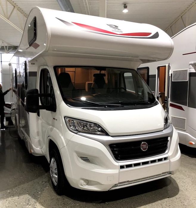 C-Class 6-Berth Motorhome