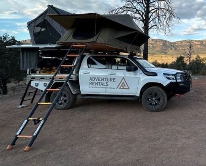 Toyota Hilux 4WD Camper 2RR (Dual Roof Top Tent)