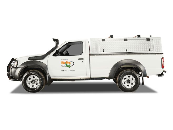 Nissan 4x4 2.4 Single Cab 