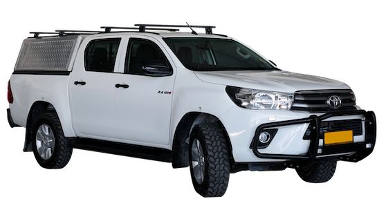 Toyota Hilux 2.4TD 4×4 (Automatic)