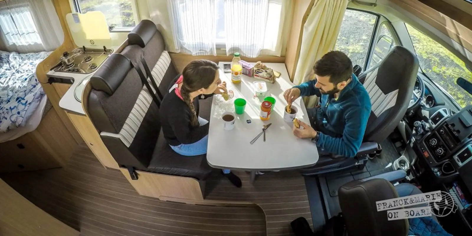 Le confort d'un camping-car pour voyager en Islande