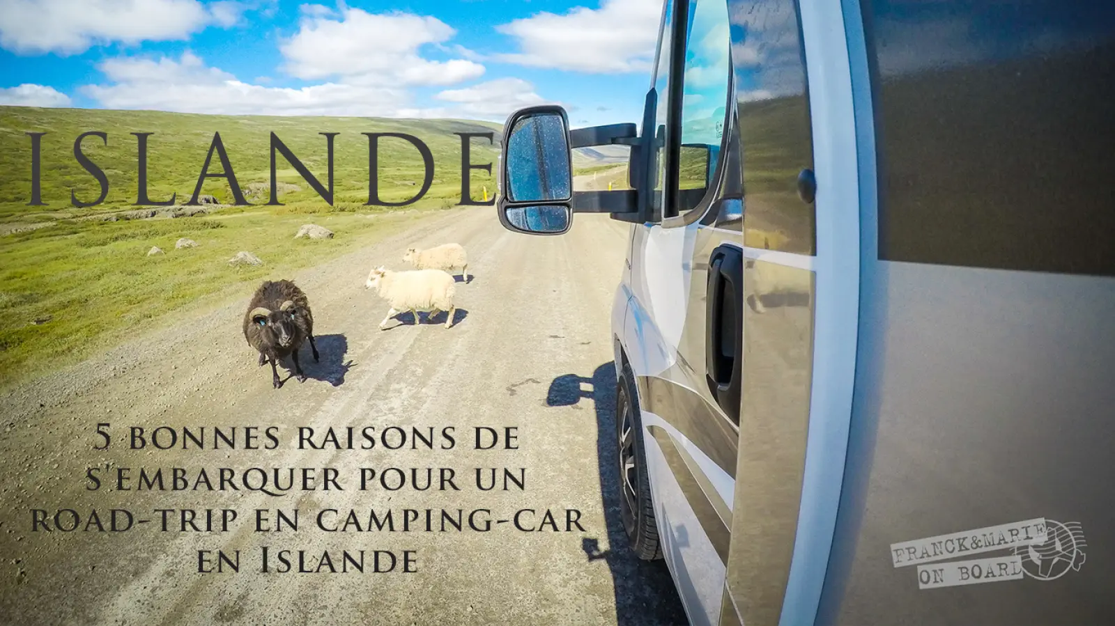 Camping-car en road-trip sur une route d'Islande
